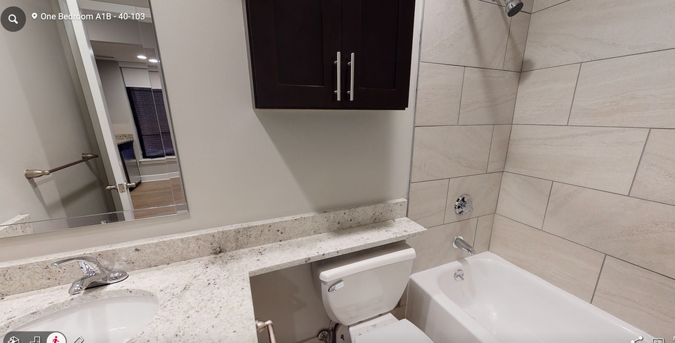 Building Photo - 7 Harcourt St