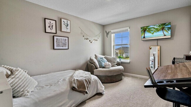 Building Photo - Gorgeous 4/ 2.5 Home in the Beautiful Lake Asbury Area of Clay County! $2,550.00