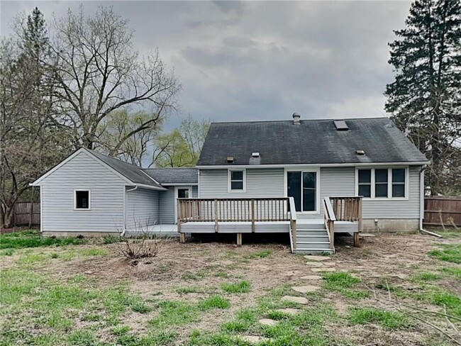 Building Photo - 7330 N Irving Ave