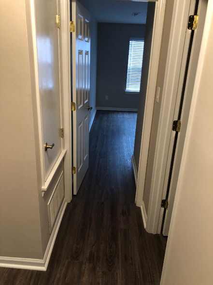 Building Photo - 5204 Amity Springs Dr