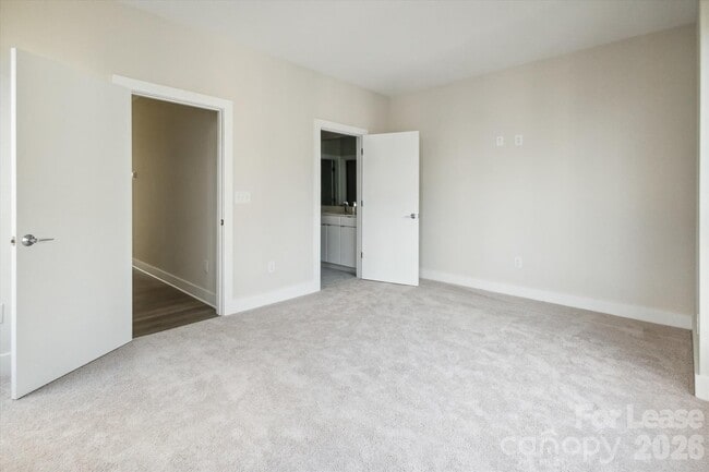 Building Photo - 4528 Radler Ct