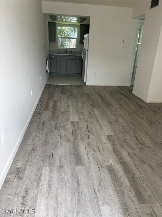 Building Photo - 3250 10th St N