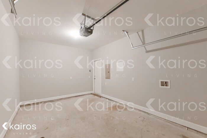 Building Photo - 601 Ferguson Ln