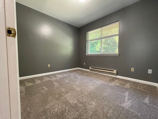 Building Photo - 707 125th Pl NW