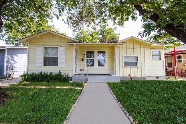 Primary Photo - Close to Local Amenities and Downtown