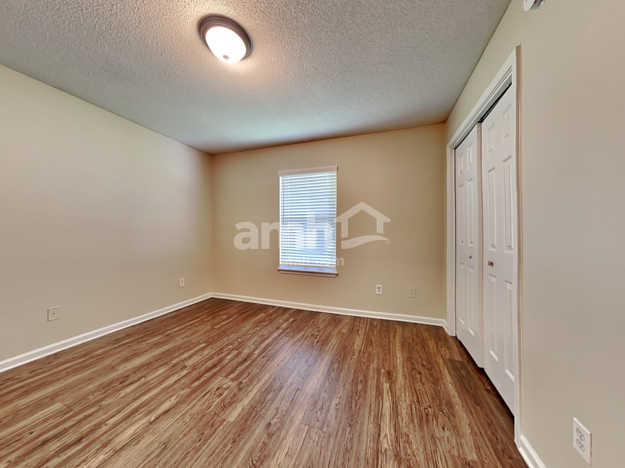 Building Photo - 11418 Deep Springs Dr S