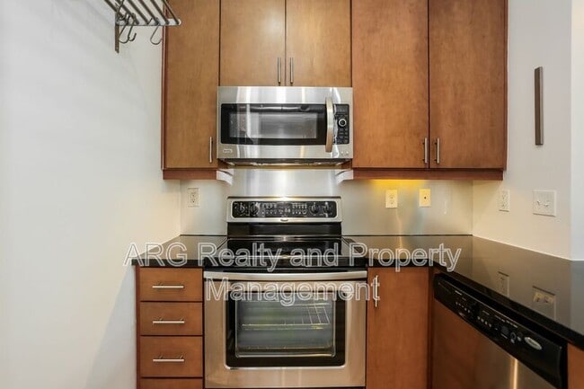 Building Photo - 265 18th St NW