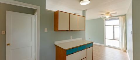 Building Photo - 1602 Westmoor Dr