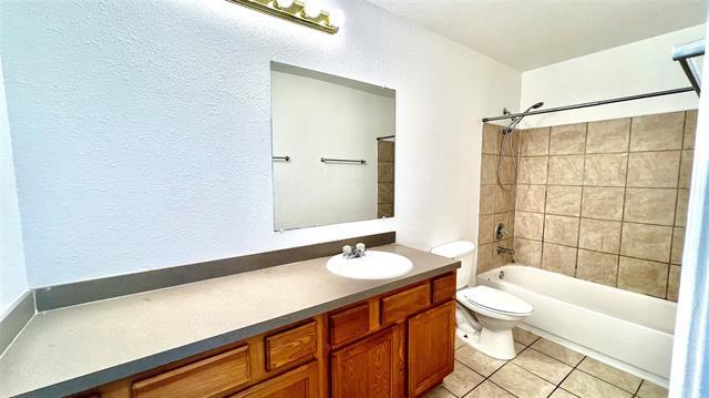 Building Photo - 4503 Fortuna St