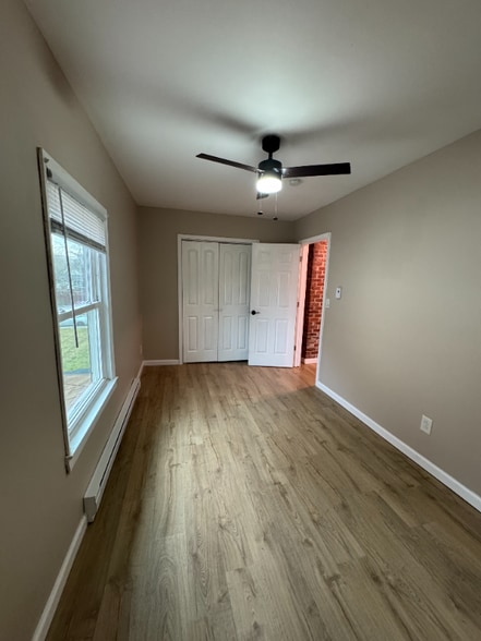 Building Photo - 53 Maple Ave