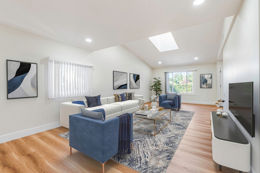 Building Photo - 23831 Pesaro