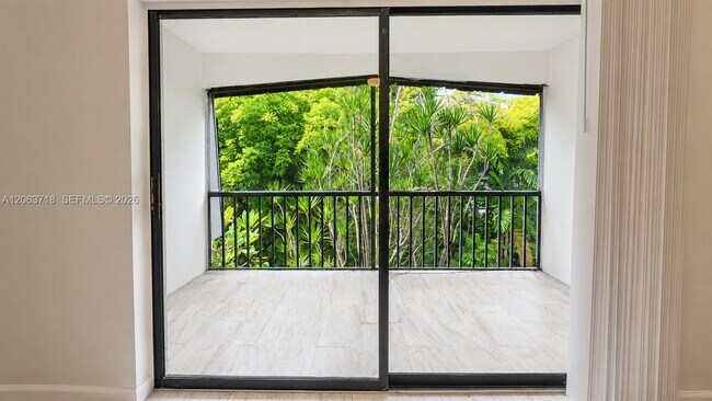 Building Photo - 3101 Oakland Shores Dr