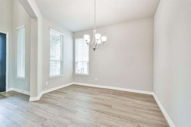 Building Photo - 8211 Chartres Wind Dr
