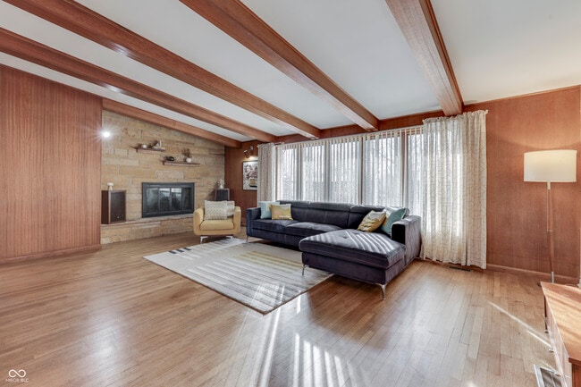 Building Photo - 111 McClellan Rd