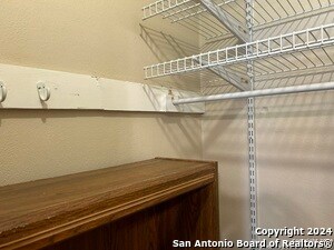 Building Photo - 224 E Rosewood Ave