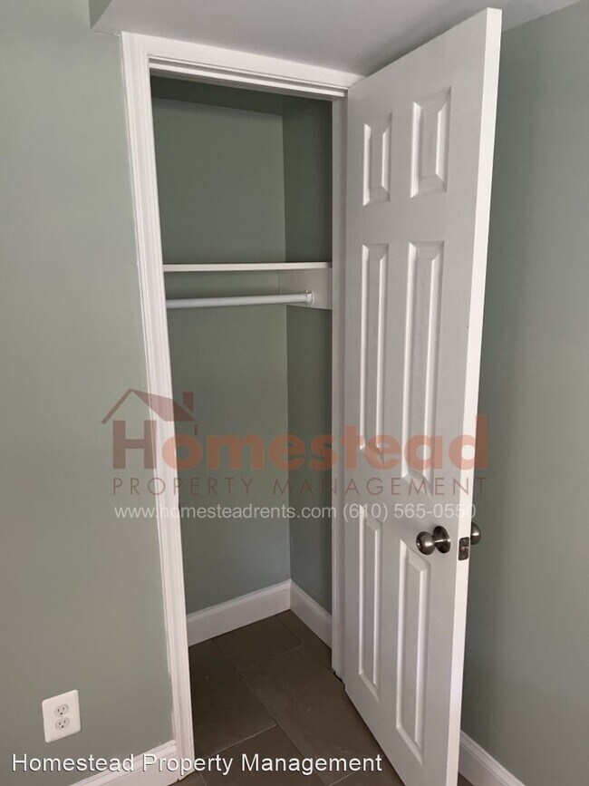 Building Photo - 3 br, 1.5 bath House - 129 Ervin Ave
