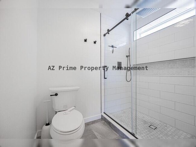 Building Photo - 10251 N 53rd Ave