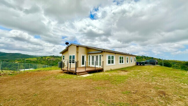 Building Photo - Stunning Single-Story with Spacious Deck, Panoramic Views, on Gated/Fenced Property!