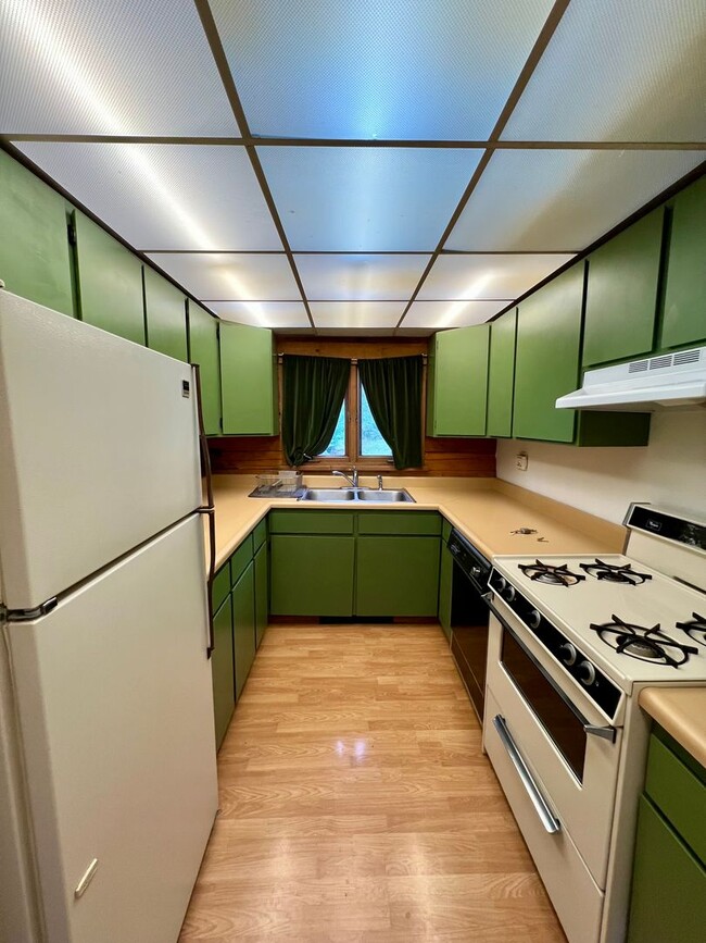 Building Photo - Charming 2-Bedroom Home in Fairbanks – Pet...
