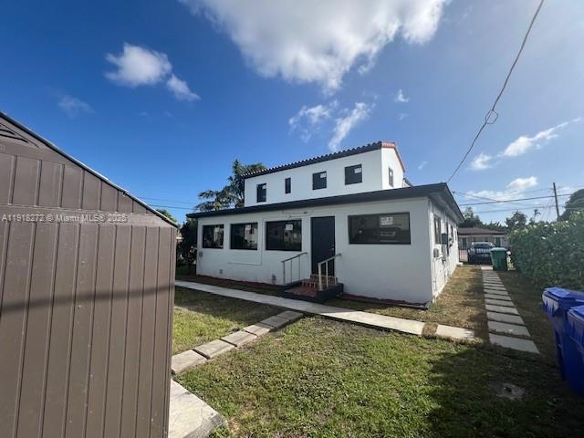 Building Photo - 3161 SW 2nd St