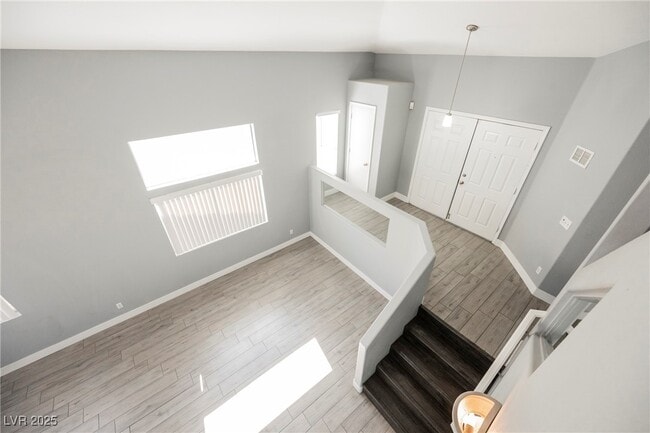 Building Photo - 138 Cam Capri