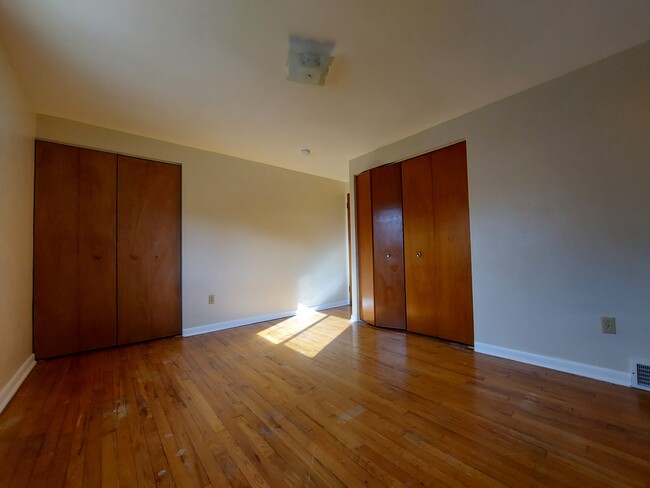 Bedroom - 723 7th St