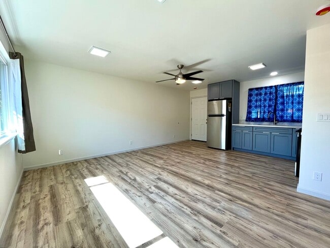 Building Photo - Brand New 1 Bed, 1 Bath Back House in Kaim...