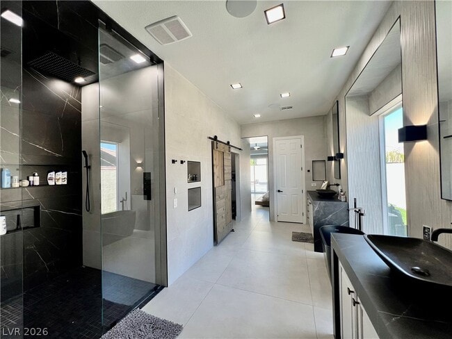 Building Photo - 11544 Bohemian Forest Ave