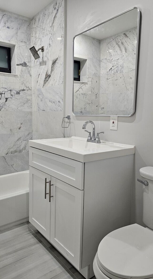 Building Photo - 1680 NW 128th St