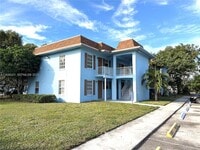 Building Photo - 4951 Wedgewood Way