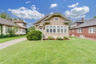 Building Photo - Charming 3-bedroom, 2-bathroom Bungalow st...