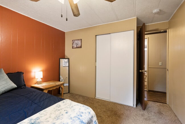 Building Photo - 18010 Ponderosa Ln