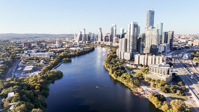 Building Photo - Stylish Furnished Loft Steps from Downtown