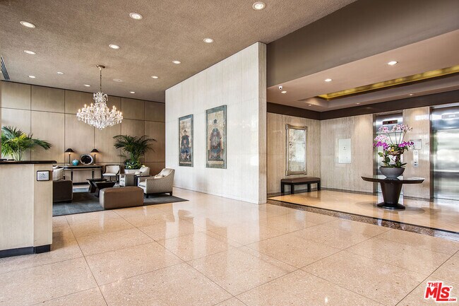 Building Photo - 2222 Ave of the Stars