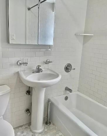 Building Photo - 1 bedroom in New York NY 10019