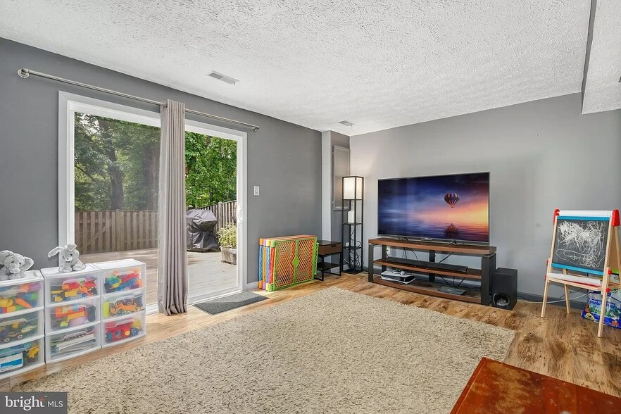 Beautiful View in the Basement - 12504 Timber Hollow Pl