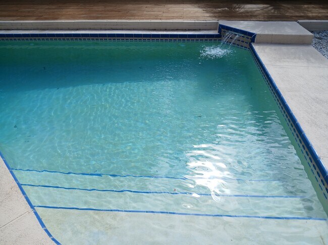 Building Photo - 5682 45th Ave N