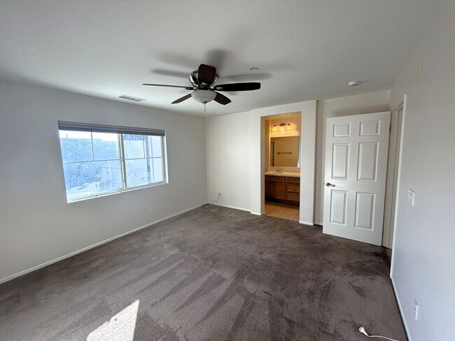 Building Photo - Tulsa Pl #105 Rancho Cucamonga, CA (2 Bedrooms/ 3 Bathrooms)