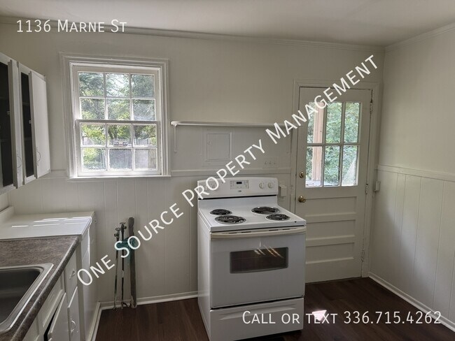 Building Photo - 1136 Marne St