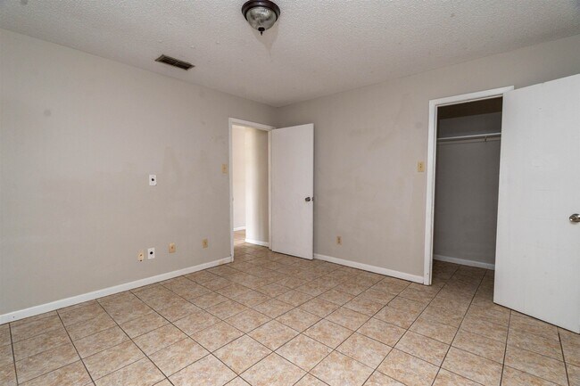 Building Photo - 4902 Marcella Ave