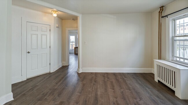 Building Photo - 1120 73rd St