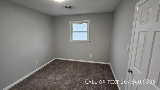 Building Photo - 929 Jacksonville Rd