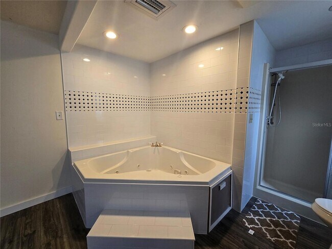 Building Photo - 55646 Carl St