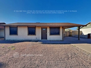 Building Photo - 7844 E Glade Ave