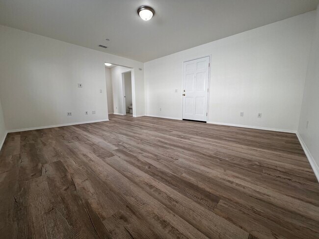 Building Photo - 16510 La Salle Ave