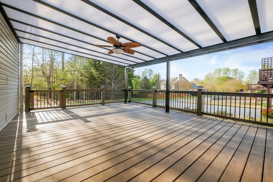 Building Photo - 79 High Point N