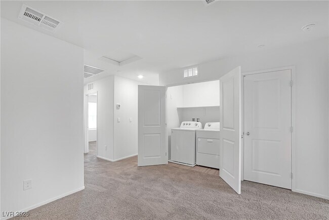 Building Photo - 3764 Sonrisa Vis Ave