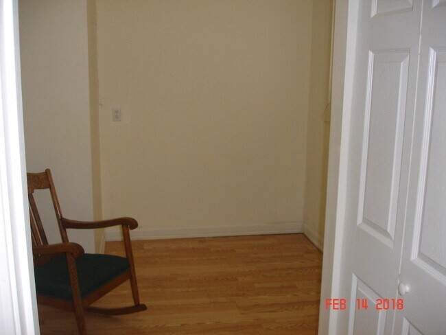 Building Photo - 503 SE 325th Rd