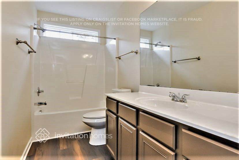 Building Photo - 202 Timeless Cir
