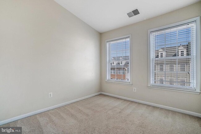 Building Photo - 9662 Potters Hill Cir